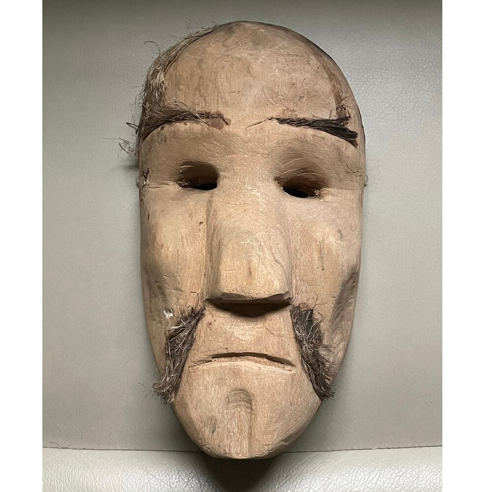 Hand-Carved Mapuche Style Wooden Mask with Natural Fiber Accents – Ceremonial